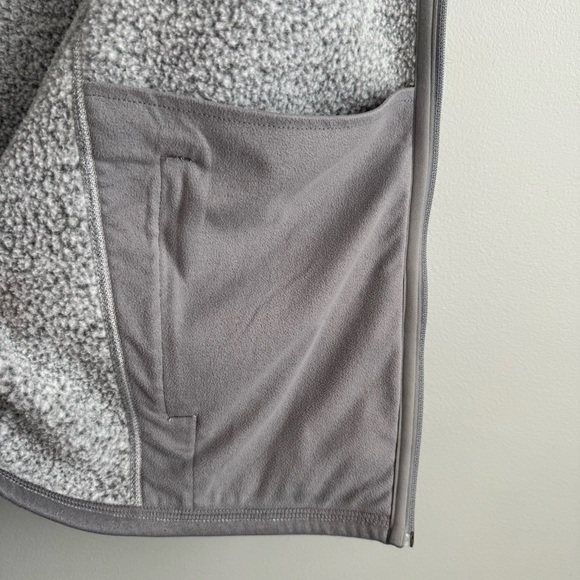 Patagonia Women's Better Sweater Vest in Birch White - Small - Picture 10 of 15